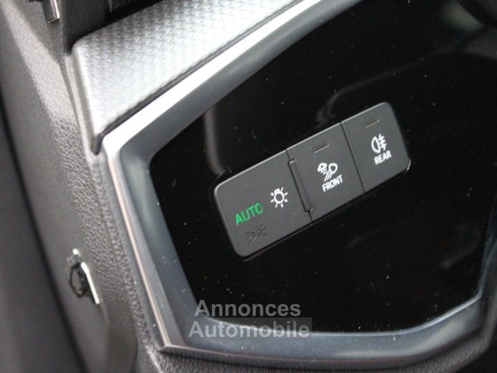 Audi Q3 Sportback 40 TDI 190 quattro s-line - 33