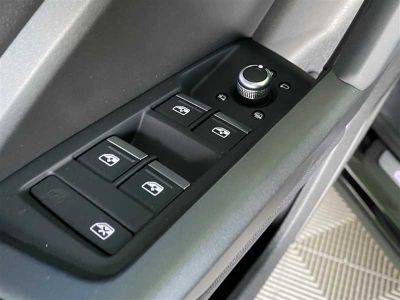 Audi Q3 Sportback 35 TDI 150 ch S tronic 7 S line   - 9