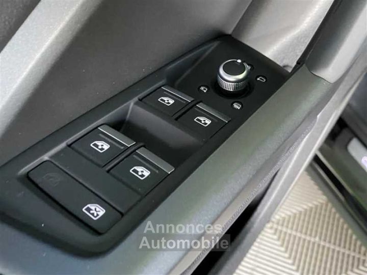 Audi Q3 Sportback 35 TDI 150 ch S tronic 7 S line - 9