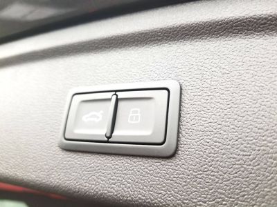 Audi A3 Sportback 40 TFSI e Hybride rechargeable 204 S tronic 6 S line   - 8