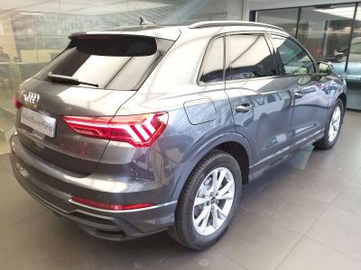 Audi Q3 35 TFSI 150 ch S tronic 7 S line   - 3
