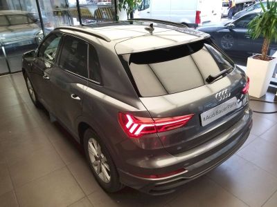 Audi Q3 35 TFSI 150 ch S tronic 7 S line   - 7