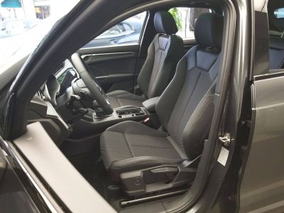 Audi Q3 35 TFSI 150 ch S tronic 7 S line   - 10