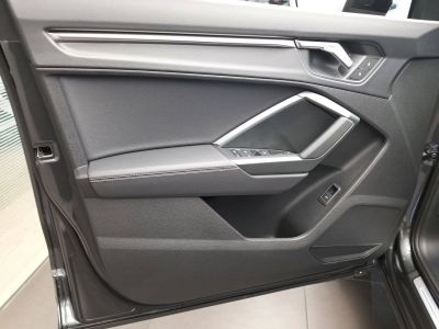 Audi Q3 35 TFSI 150 ch S tronic 7 S line   - 19