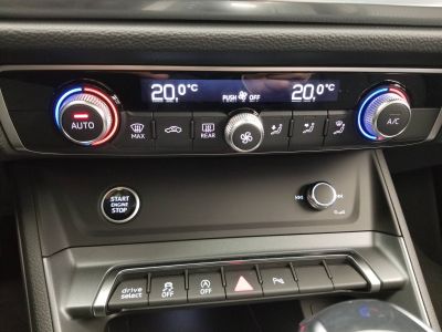 Audi Q3 35 TFSI 150 ch S tronic 7 S line   - 23