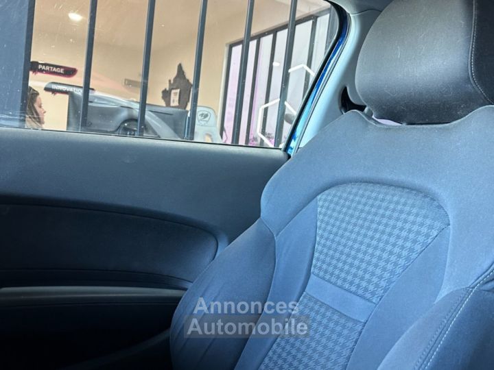 Audi A1 Ambition 122 ch 14 TFSI S tronic Entretiens OK ~ Sièges chauffants ~ Bluetooth - 21