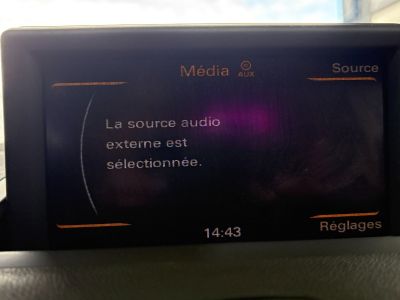 Audi A1 Ambition 90 ch 16 TDI S tronic Boite auto ~ Entretiens OK ~ Feux auto   - 15