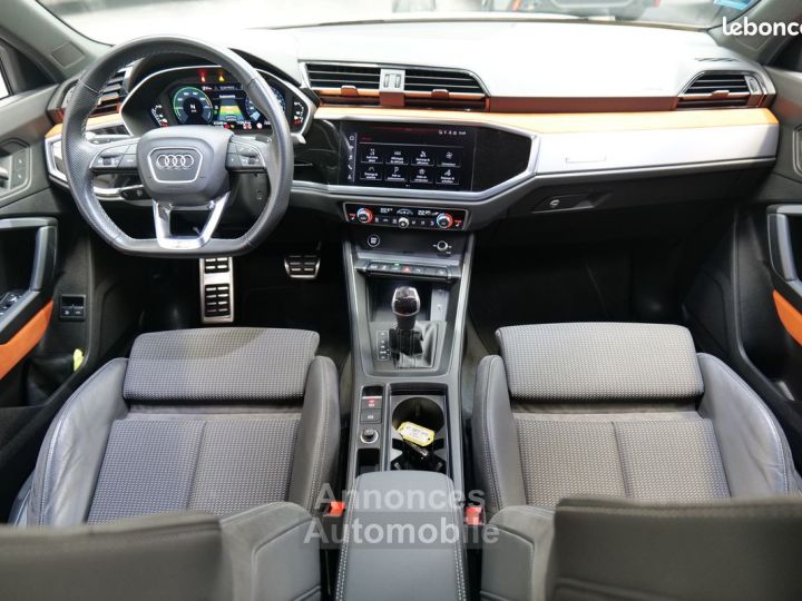 Audi Q3 Sportback NEW HYBRID 45TFSI e 245 S LINE 1° MAIN FRANCAIS TVA RECUPERABLE GPS 16-9 XENON CAMERA DE RECUL VOLANT MEPLAT HAYON ELECTRIQUE PACK BLACK JA19 ECLAIRAG - 6