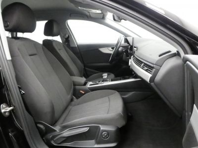 Audi A4 Avant 30 TDI 136CH S TRONIC 7 7CV   - 7