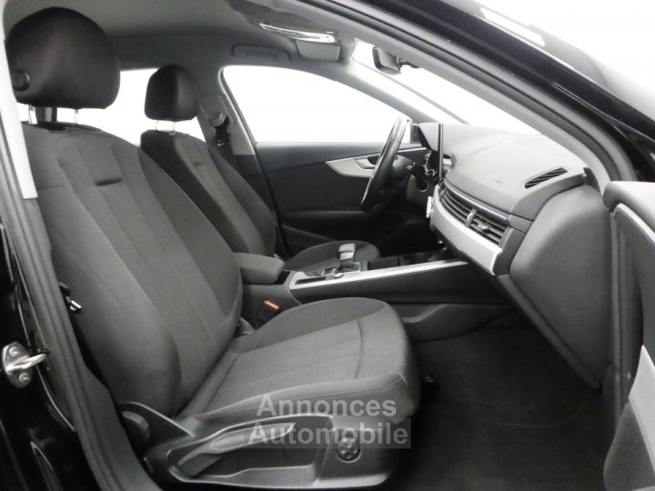 Audi A4 Avant 30 TDI 136CH S TRONIC 7 7CV - 7