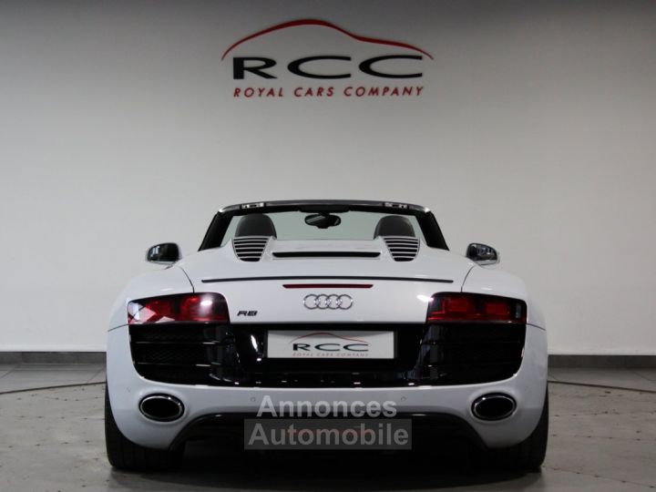 Audi R8 Spyder 52 V10 FSI 525 S - 7