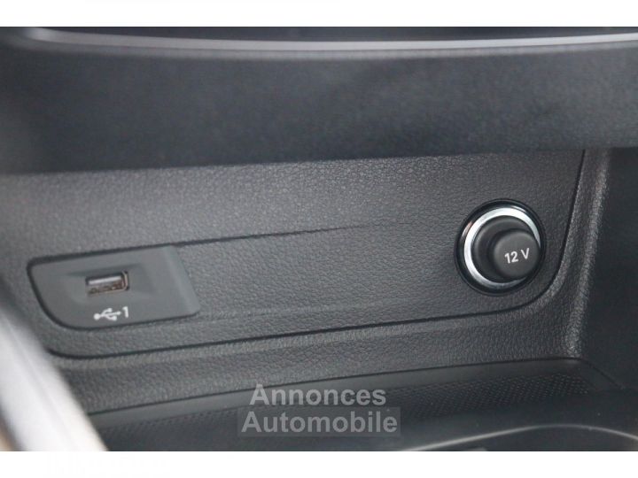 Audi Q2 15 35 TFSI - 150 - BV S-tronic S line PHASE 2 - 44