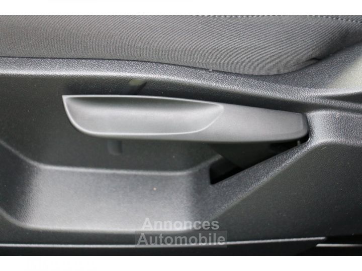 Audi Q2 15 35 TFSI - 150 - BV S-tronic S line PHASE 2 - 48
