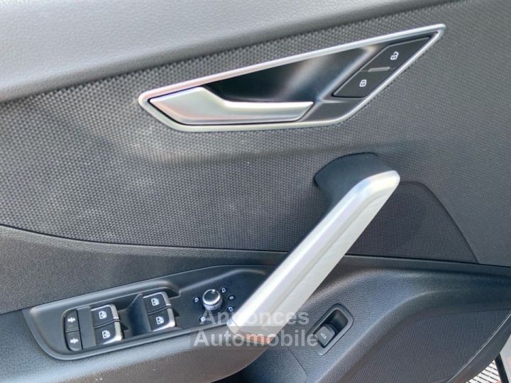 Audi Q2 30 TFSI 110 BV6 S LINE Ext GPS Caméra JA 18" - 33