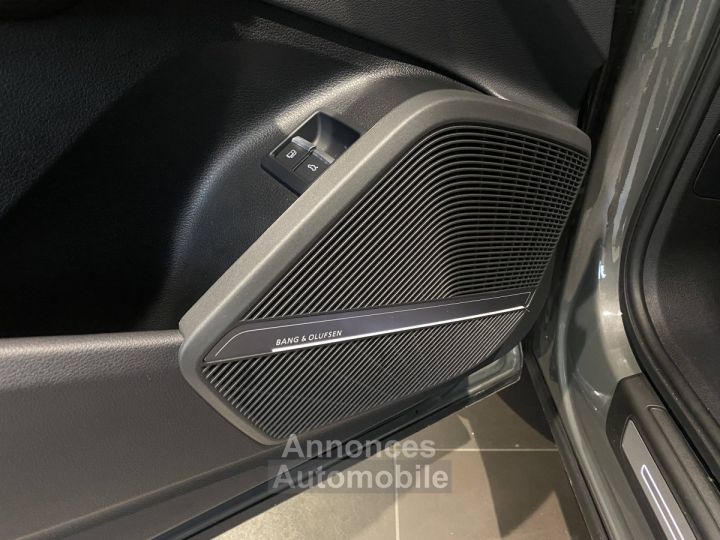 Audi Q5 55 TFSIe 367 S tronic 7 Quattro S line - 37