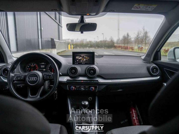 Audi Q2 10 TFSI - GPS - PDC - Cruise Control - 12