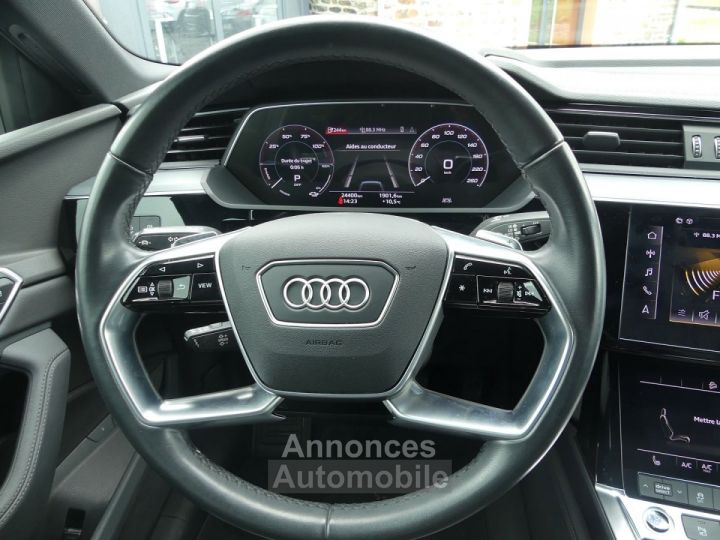 Audi e-tron SPORTBACK 55 408CH E-QUATTRO - 9