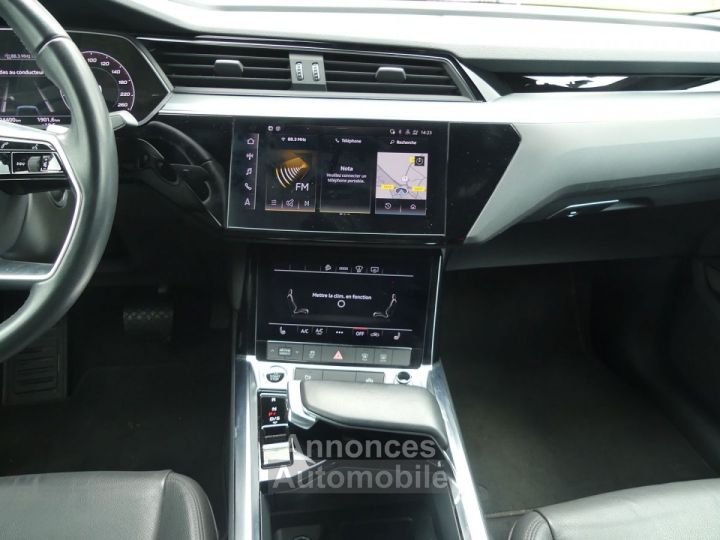 Audi e-tron SPORTBACK 55 408CH E-QUATTRO - 10