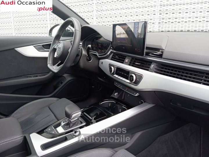 Audi A4 Avant 40 TDI 204 S tronic 7 S line - 7