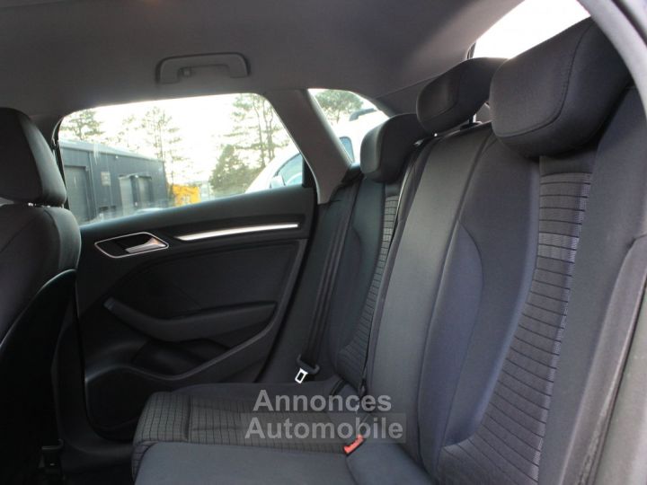 Audi A3 Sportback 35 TDI 150ch Sport S tronic 7 - 24
