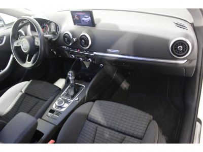Audi A3 Sportback 10 TFSI -115 - BV S-Tronic 7 8V Business Line PHASE 2   - 10