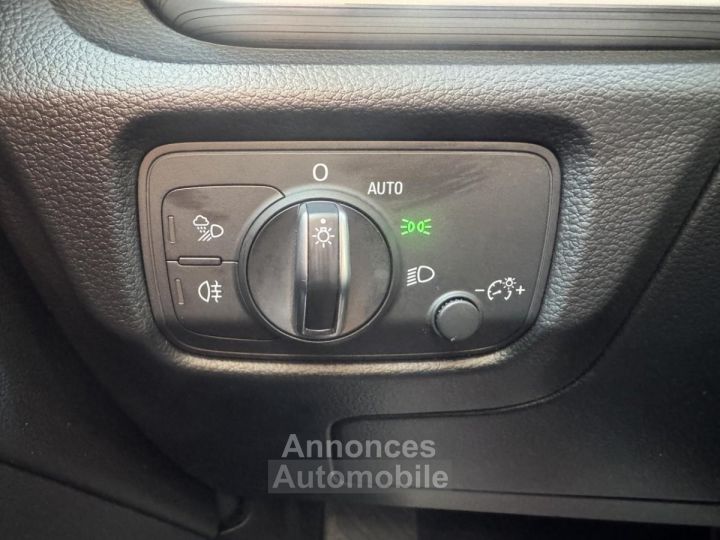 Audi A3 Sportback 20 35 TDI - 150 - BV S-Tronic 7 Design luxe - GPS %2B CAMERA AR %2B ECOCKPIT - 25