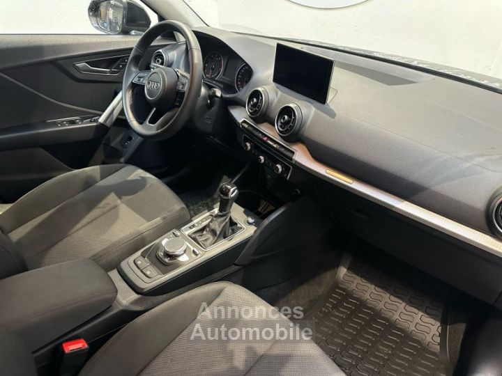 Audi Q2 35 TFSI 150CH S LINE S TRONIC 7 - 8