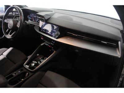 Audi A3 Sportback 15 35 TFSI - 150 - BV S-Tronic 7 8Y Design - Sièges chauffants - Suivi   - 11