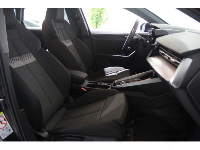 Audi A3 Sportback 15 35 TFSI - 150 - BV S-Tronic 7 8Y Design - Sièges chauffants - Suivi   - 12