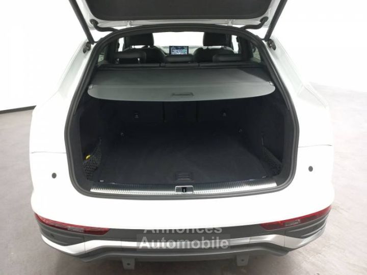 Audi Q5 Sportback 40 TDI 204 S tronic 7 Quattro S line - 11
