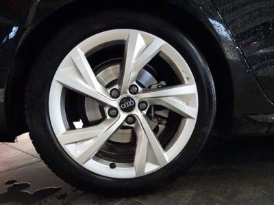 Audi A4 Avant 35 TDI 163 S tronic 7 S line   - 8
