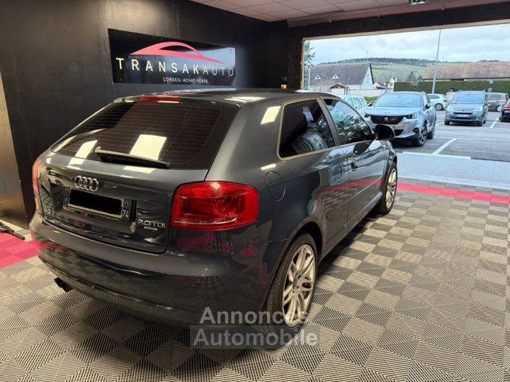 Audi A3 20 TDI 170 DPF Quattro Ambiente - 4