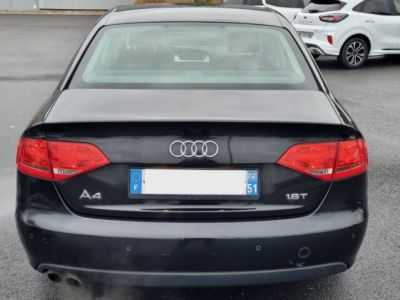 Audi A4 IV (B8) 18 TFSI 160ch Ambiente   - 9