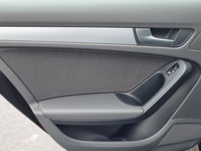 Audi A4 IV (B8) 18 TFSI 160ch Ambiente   - 12