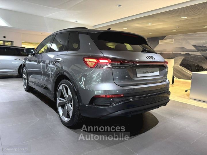 Audi Q4 E-Tron 45 285 ch 82 kWh S line - 2