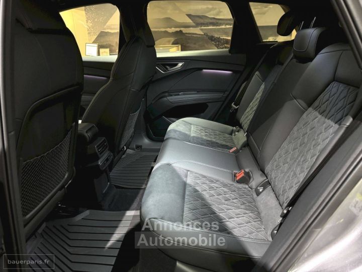 Audi Q4 E-Tron 45 285 ch 82 kWh S line - 26