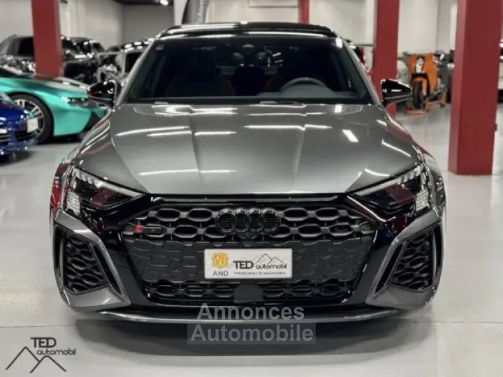 Audi RS3 Sedan 400cv - 2