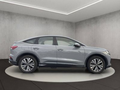 Audi Q4 E-Tron Sportback 35   - 6