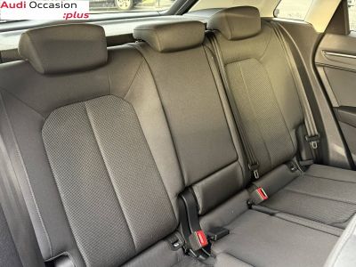 Audi Q3 35 TFSI 150 ch S tronic 7 Design   - 8