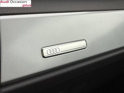 Audi Q3 35 TFSI 150 ch S tronic 7 Design   - 19