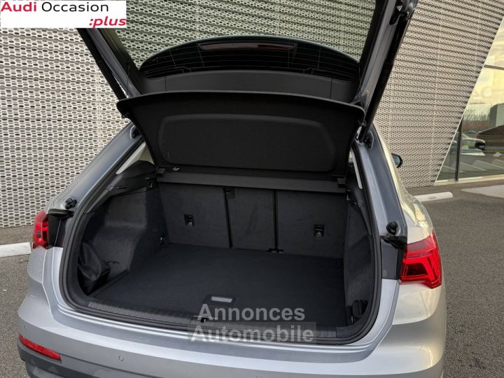 Audi Q3 35 TFSI 150 ch S tronic 7 Design - 23