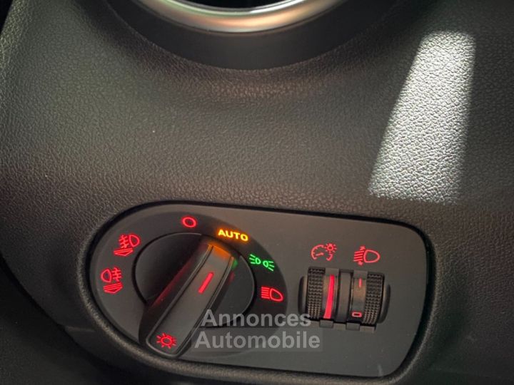 Audi A1 16 tdi 105 ambiente - 21