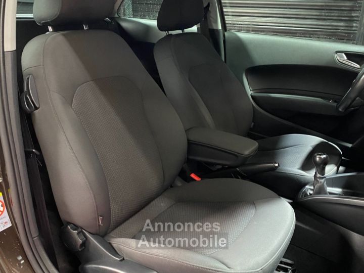 Audi A1 16 tdi 105 ambiente - 36
