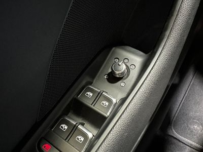 Audi A3 Sportback 35 tfsi cod 150 s tronic 7 line plus   - 24