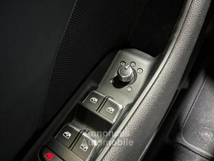 Audi A3 Sportback 35 tfsi cod 150 s tronic 7 line plus - 24