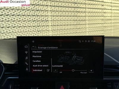 Audi A4 Avant 40 TDI 204 S tronic 7 Competition   - 16