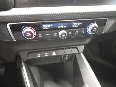 Audi A1 Sportback 25 TFSI 95 ch BVM5 Design   - 24