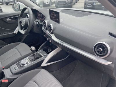 Audi Q2 30 TDI 116 S LINE Ext GPS Caméra Hayon Keyless JA 18"   - 20
