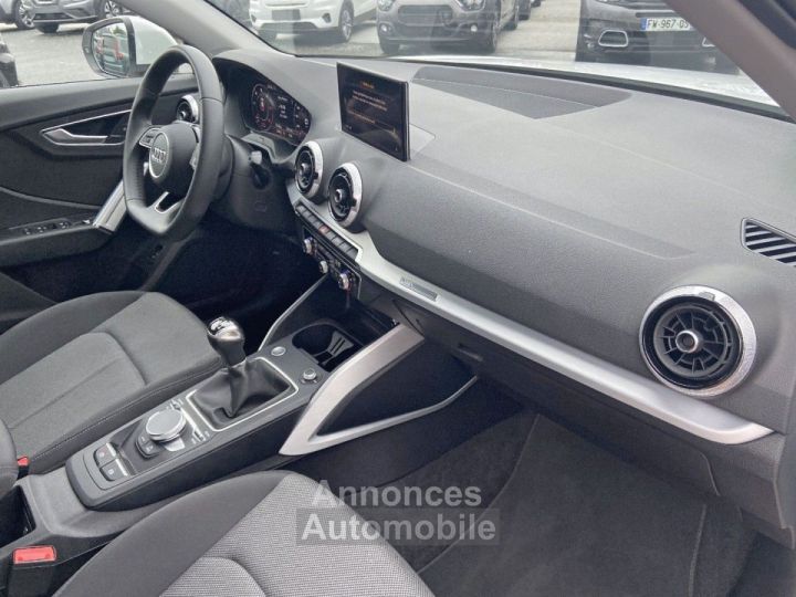 Audi Q2 30 TDI 116 S LINE Ext GPS Caméra Hayon Keyless JA 18" - 20