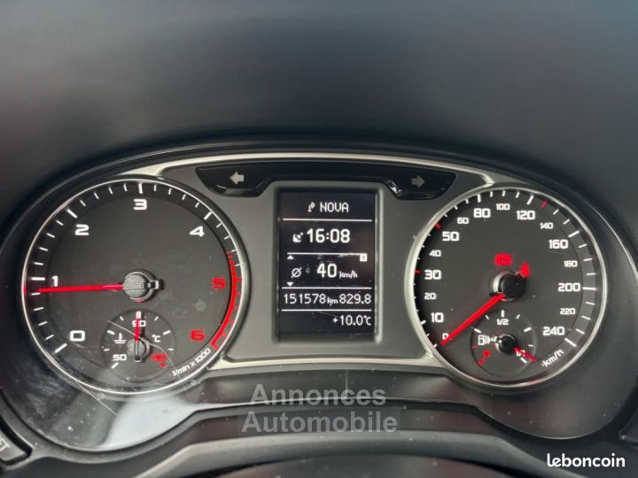 Audi A1 16 TDI 90 ch AMBITION XENON %2B RADAR AR - 12